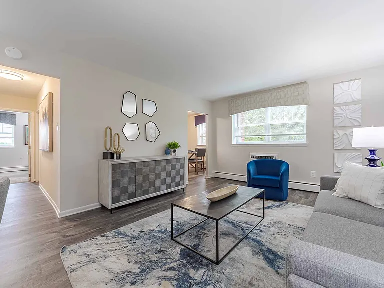 Congress Apartment Homes — Photo 6
