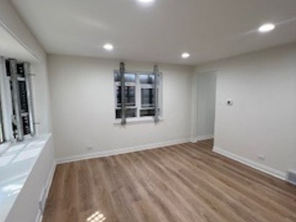 3rd image of 9659 S Luella Ave