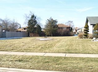 18412 De Jong Ln, Lansing, IL 60438