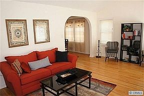 4th image of 31 Corona Ave