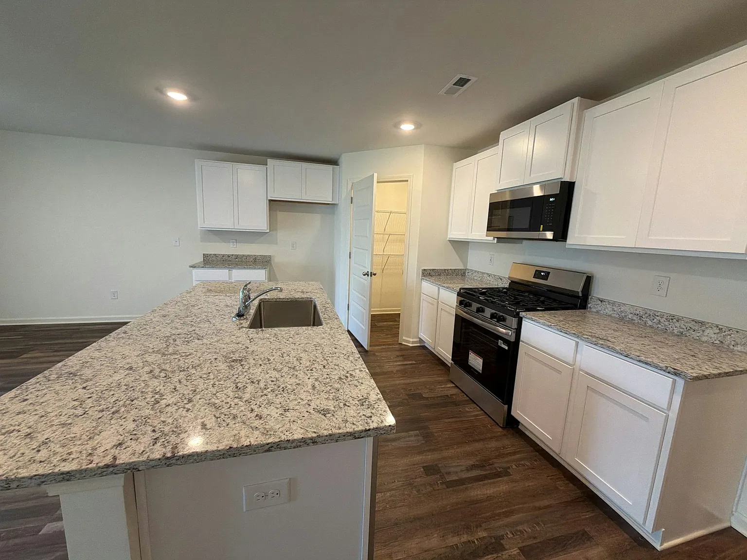 388 Archers Brook Way — Photo 3