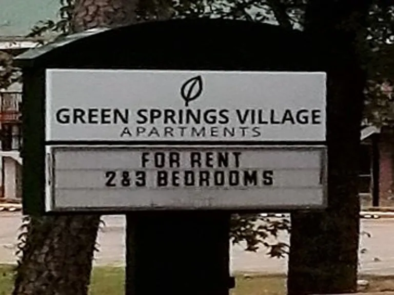 Green Springs Village Apartments - Birmingham, AL — Photo 2