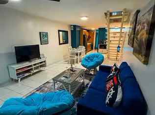 6 Calle Madre Perla Off #4, Dorado, PR 00646