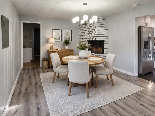 14631 9th Ave NE, Seattle, WA 98155