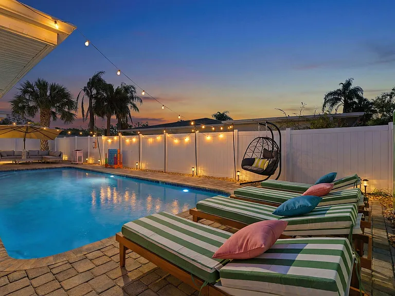 8402 Lava Pl — Photo 15