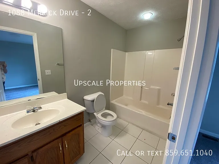 1088 Merrick Dr #2 — Photo 11