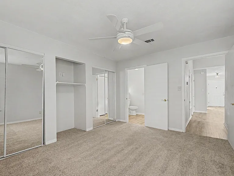126 Manchester St — Photo 33