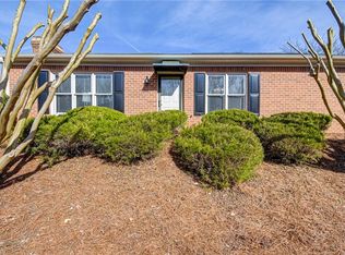 884 Brookleigh Ct, Winston Salem, NC 27104