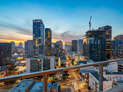 1080 Park Blvd UNIT 1702, San Diego, CA, 92101