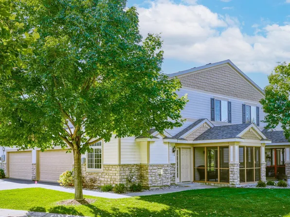 9160 Fox Ct, Victoria, MN 55386