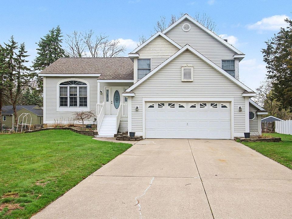 1st image of 477 Pine Wood Ct