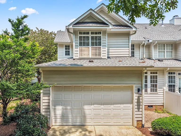 3925 Stags Leap Cir — Photo 40
