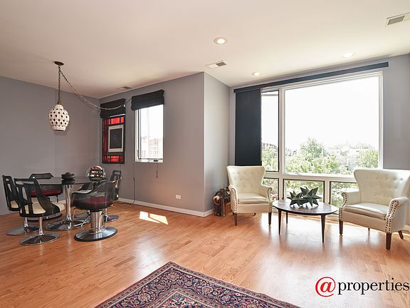 Living Room / Dining Room