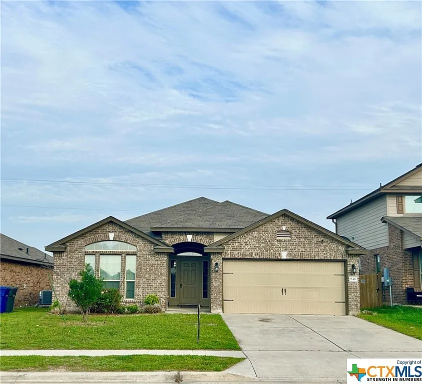 4 bed, 1888 sqft, $1,850 — Photo 2