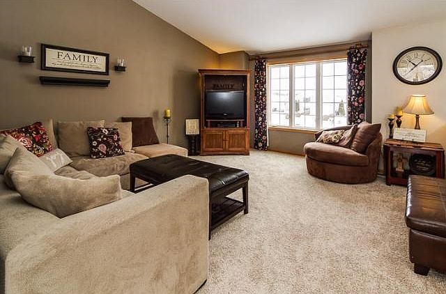 1st image of 610 Washington Ct