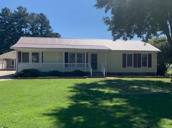 1703 Satterfield Dr, Emporia, VA 23847