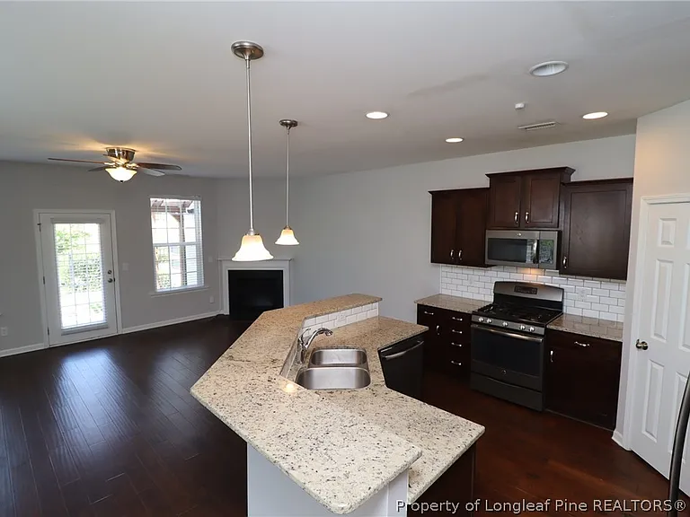 408 Starkey St — Photo 7