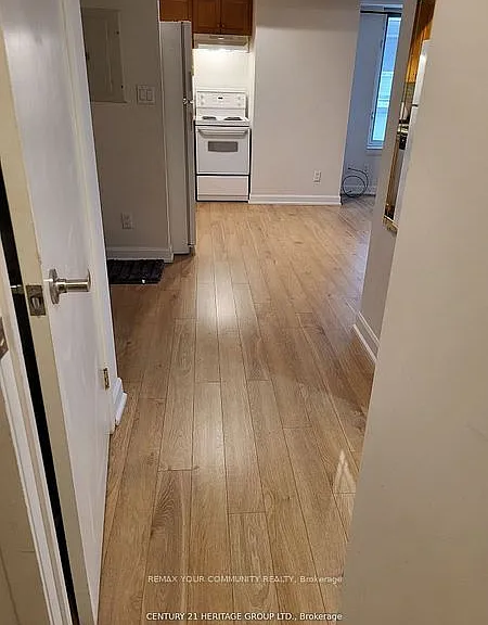 210 Victoria St #608 — Photo 6