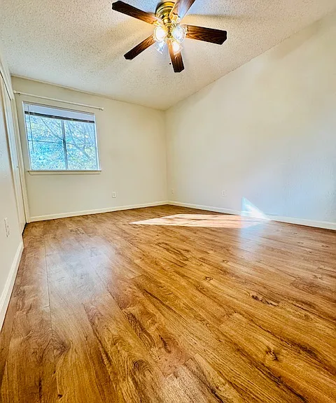 2130 Andover Dr — Photo 7
