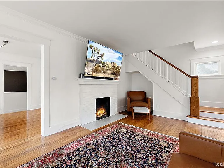 529 Hawthorn Ave — Photo 25