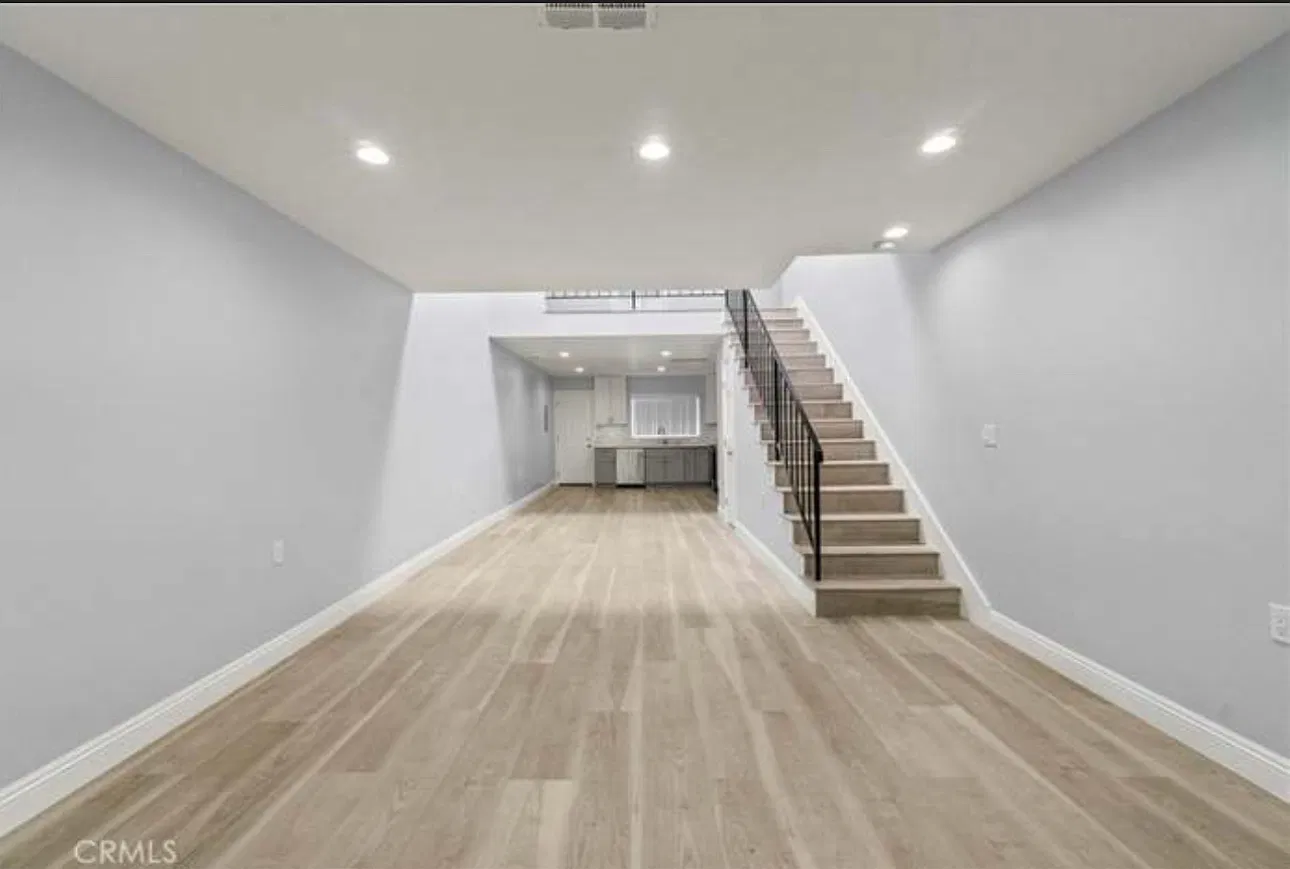 7301 Lennox Ave — Photo 2