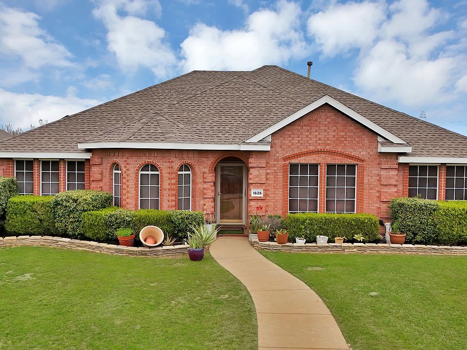 1st image of 1625 Deer Creek Dr