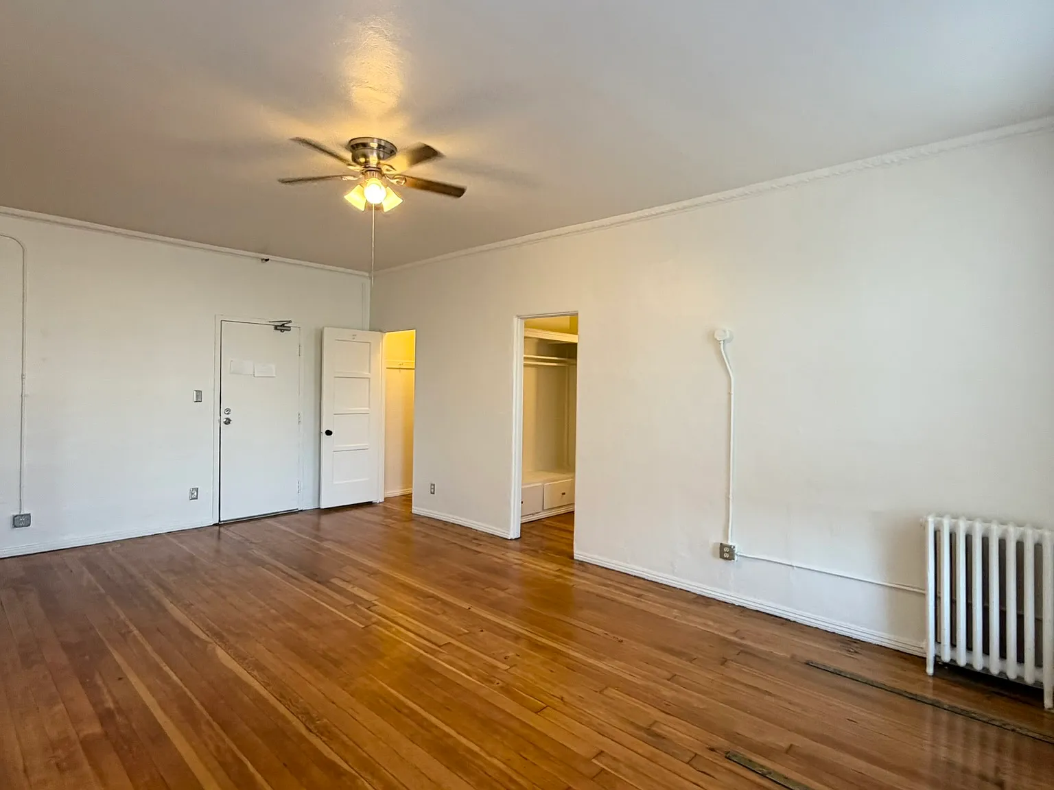 Studio, 500 sqft, $1,495 — Photo 2