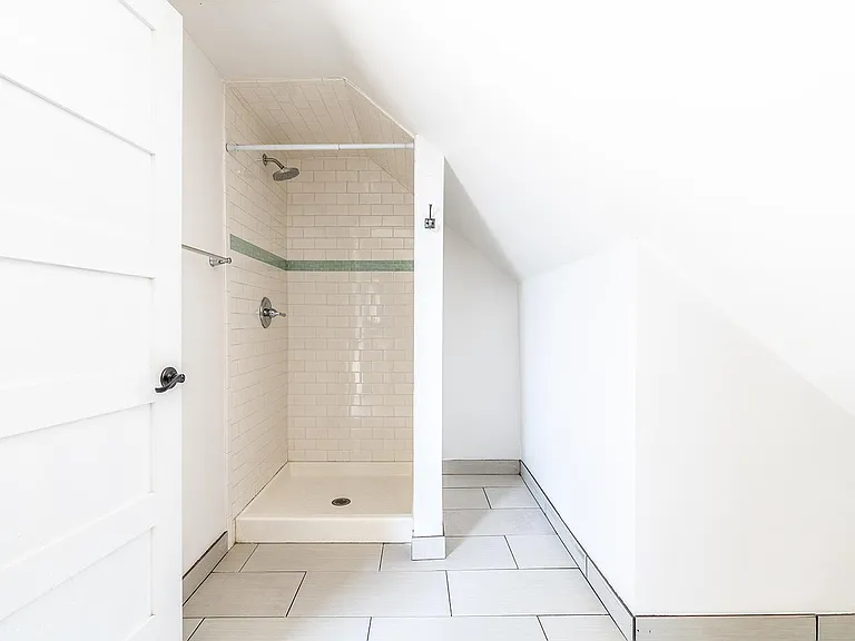 2314 Hoyt Ave #D — Photo 19