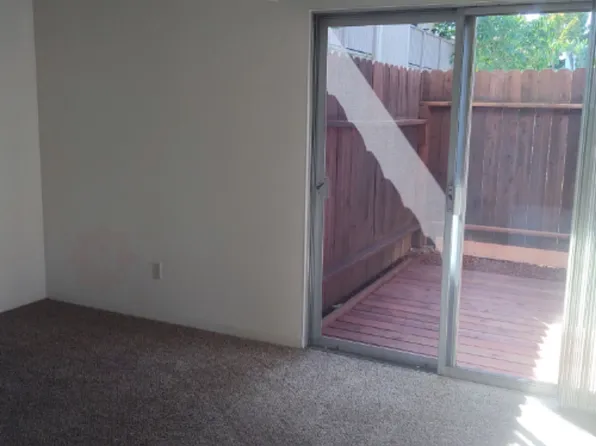 66 Ocean View Ave #22, Santa Barbara, CA 93103