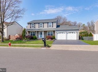 5235 Mallard Dr, Bensalem, PA 19020