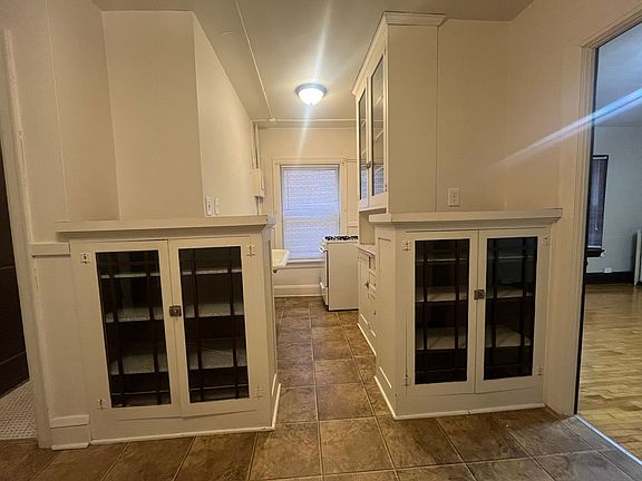 4th image of 1168 Grand Ave #5