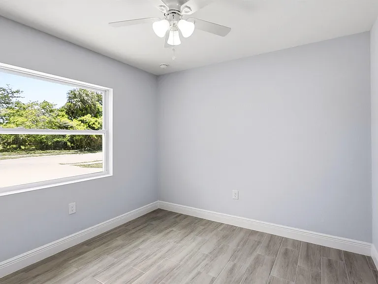2955 Dunbar Ave — Photo 12