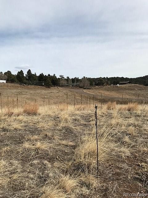 2nd image of 23749 Mont Blanc Dr