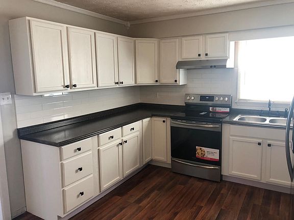 5th image of 216 Longview Dr