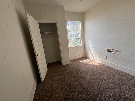 5th image of 418 E Harris Ave