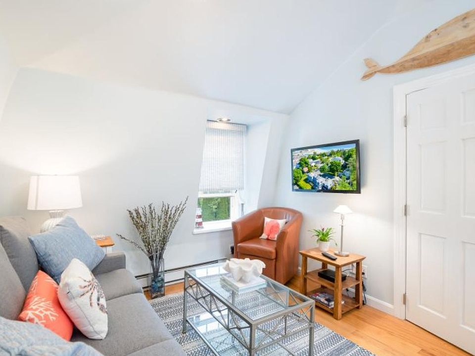 177 Shore Rd Ogunquit, ME, 03907 Apartments for Rent Zillow