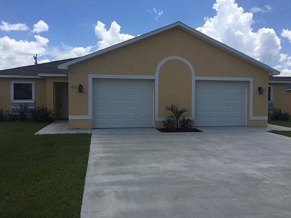 2nd image of 1422 SW 47th Ter #1424
