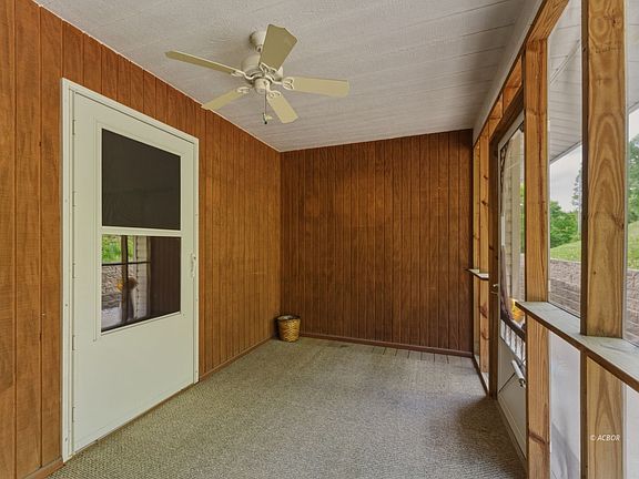 4th image of 204 Church St