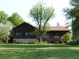 328 Lakefront Dr, Inman, SC 29349