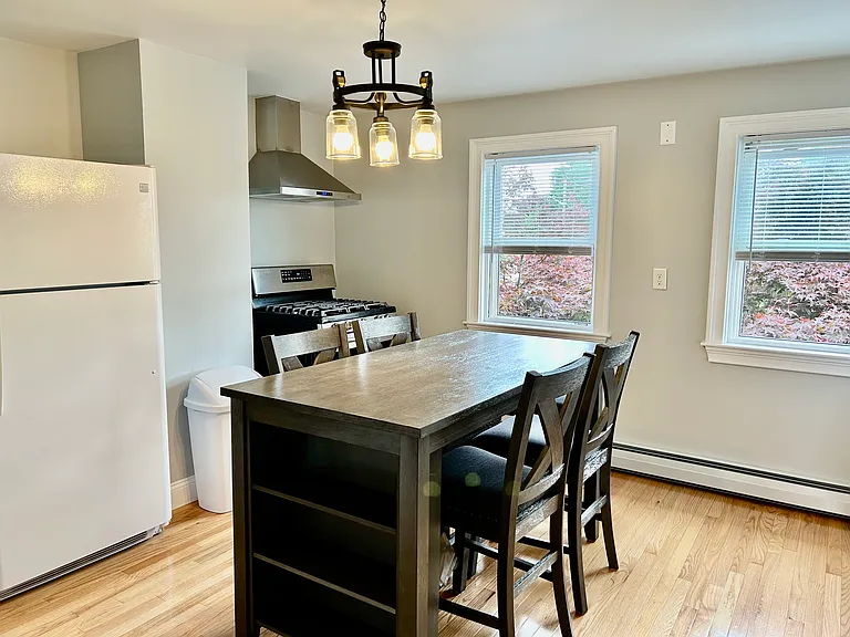 71 Yeoman Ave — Photo 2