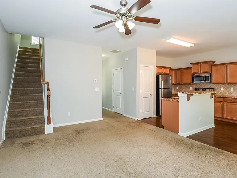 149 Terrace Walk — Photo 5