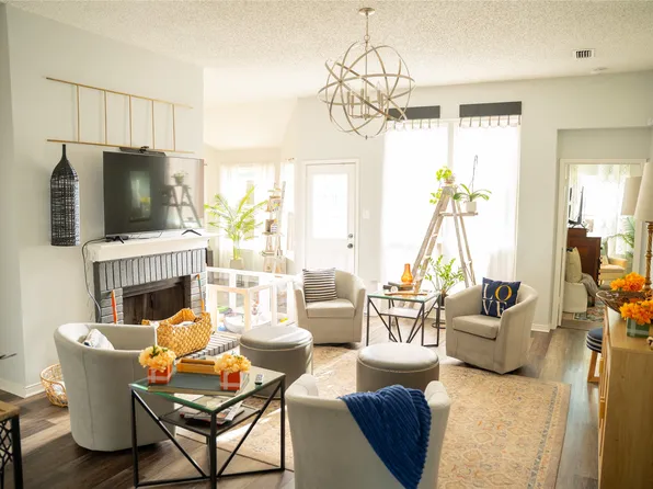 10113 Long Rifle Dr, Fort Worth, TX 76108