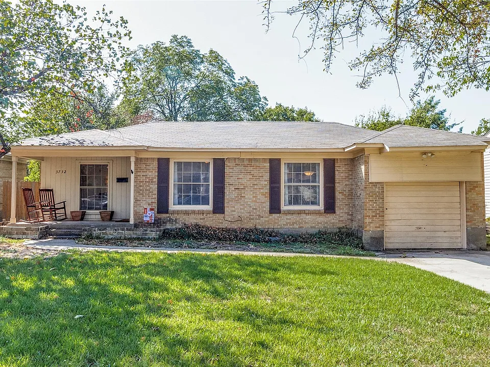 3732 Seguin Dr