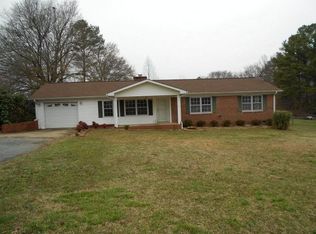 118 Moore St, Abbeville, SC 29620
