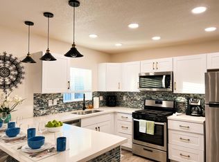 4917 E Indian School Rd APT 7, Phoenix, AZ 85018