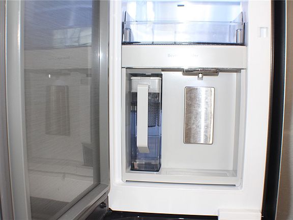 4th image of 9462 Peebles Rd