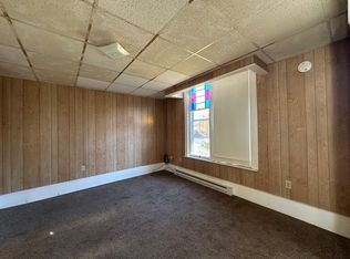 405 E Market St #B, Williamstown, PA 17098