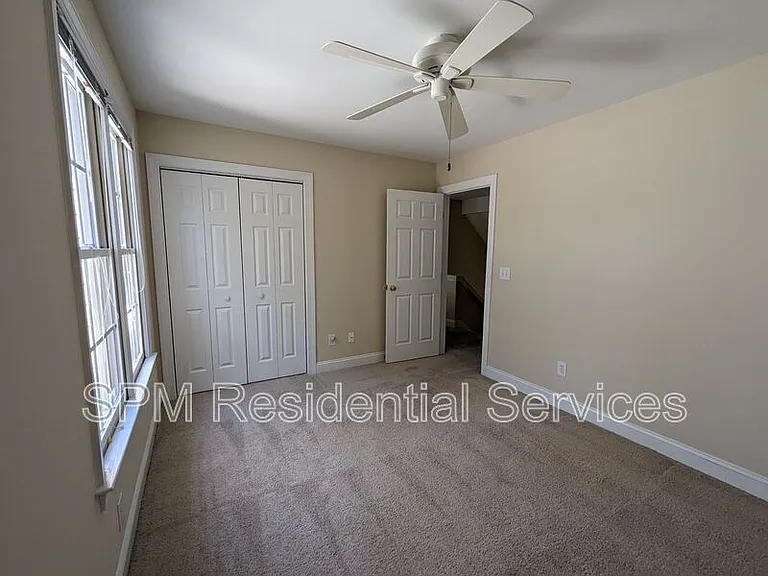 233 Racine Dr #18 — Photo 14