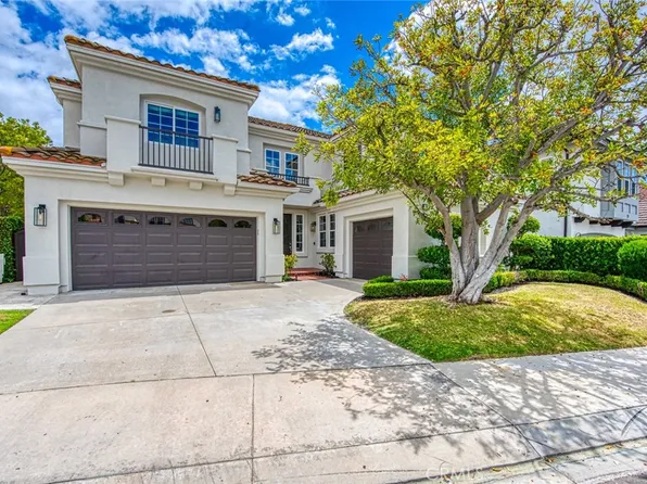 30 Eisenhower Ln, Coto De Caza, CA 92679