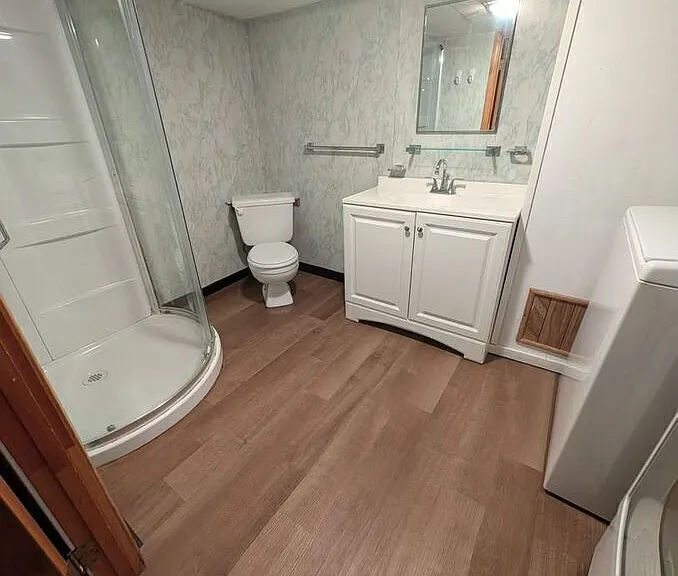 465 Cartier St #1 — Photo 24